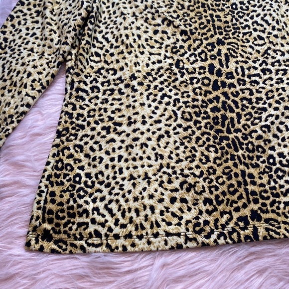 J. McLaughlin Catalina Leopard Print Cowl Neck Top sz S - Picture 7 of 10
